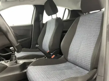 Photo 13 Peugeot 208  BLUEHDI 100 S&S BVM6