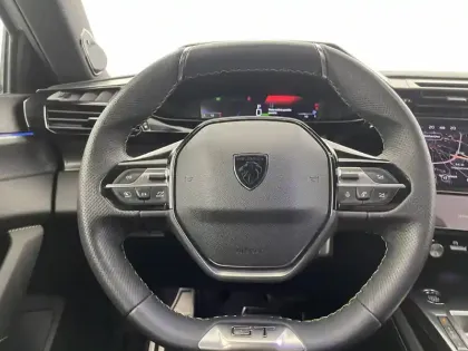 Photo 30 Peugeot 308  PHEV 180 e-EAT8