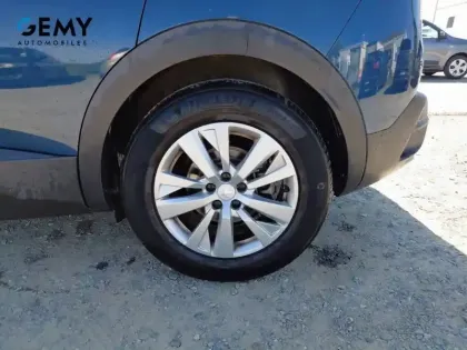 Photo 10 Peugeot 3008  PureTech 130ch S&S EAT8