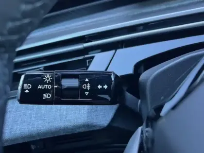Photo 21 Peugeot 3008  Hybrid 145 e-DCS6