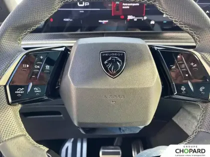 Photo 15 Peugeot 5008  Hybrid 136 e-DCS6