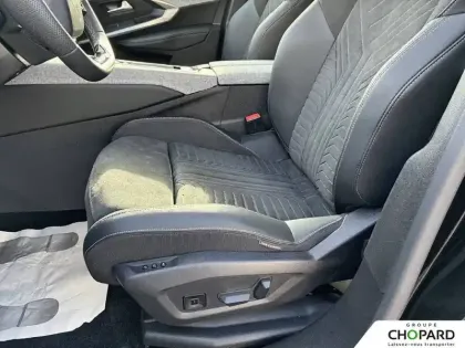 Photo 10 Peugeot 5008  Hybrid 136 e-DCS6