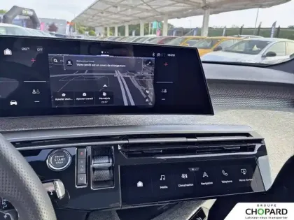 Photo 13 Peugeot 5008  Hybrid 136 e-DCS6