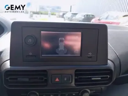 Photo 12 Peugeot Partner  FOURGON STANDARD 650 KG BLUEHDI 100 S&S BVM5