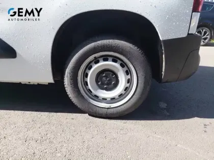 Photo 10 Peugeot Partner  FOURGON STANDARD 650 KG BLUEHDI 100 S&S BVM5