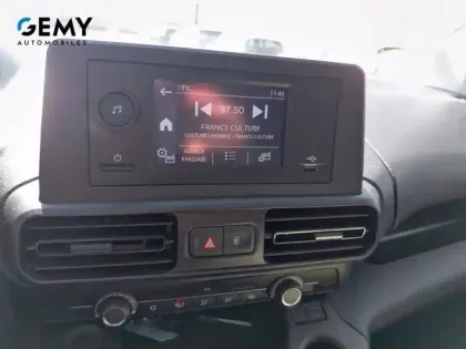 Photo 13 Peugeot Partner  FOURGON STANDARD 650 KG BLUEHDI 100 S&S BVM5