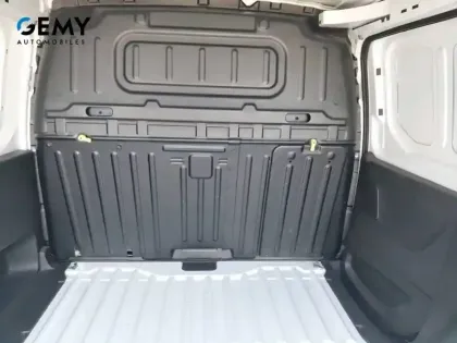 Photo 16 Peugeot Partner  FOURGON STANDARD 650 KG BLUEHDI 100 S&S BVM5