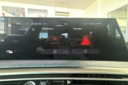 Photo 25 Peugeot 3008  Hybrid 145 e-DCS6