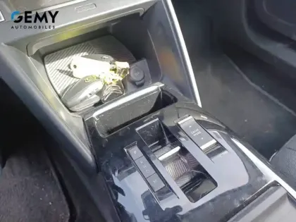 Photo 15 Citroën C4  PureTech 130 S&S EAT8