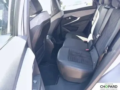 Photo 17 Peugeot 3008  Hybrid 136 e-DCS6