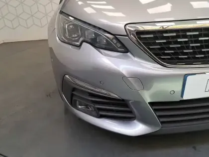 Photo 8 Peugeot 308  2.0 BlueHDi 180ch S&S EAT8