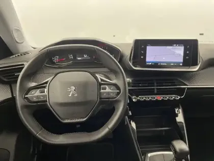 Photo 21 Peugeot 2008  BlueHDi 110 S&S BVM6