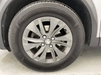 Photo 16 Peugeot 2008  BlueHDi 110 S&S BVM6