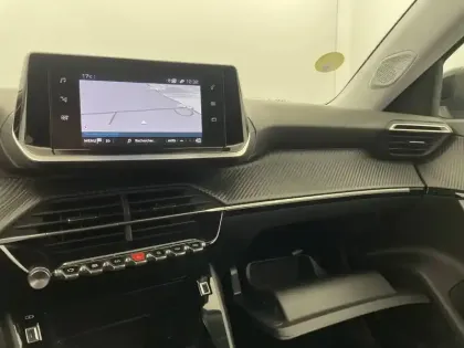 Photo 27 Peugeot 2008  BlueHDi 110 S&S BVM6