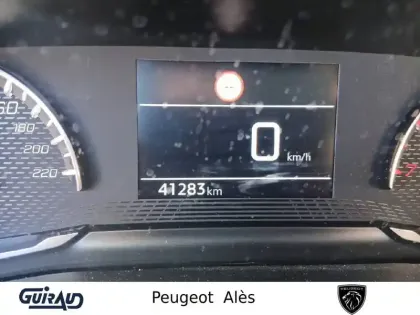 Photo 20 Peugeot 208  BlueHDi 100 S&S BVM6