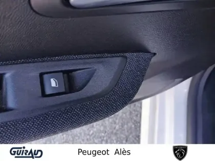 Photo 13 Peugeot 208  BlueHDi 100 S&S BVM6