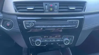 Photo 8 BMW X2  xDrive 25e 220 ch BVA6