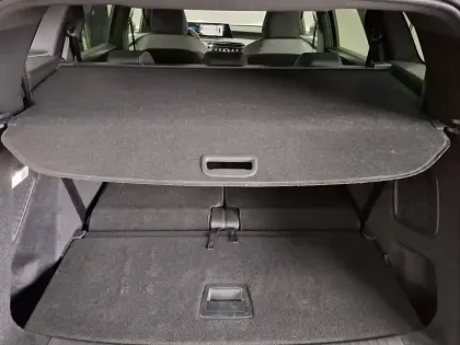 Photo 11 Peugeot 5008  Hybrid 136 e-DCS6