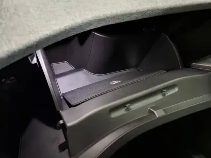 Photo 24 Peugeot 5008  Hybrid 136 e-DCS6