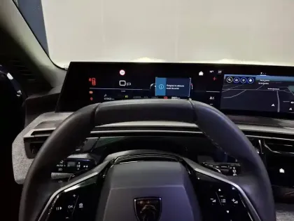 Photo 19 Peugeot 5008  Hybrid 136 e-DCS6