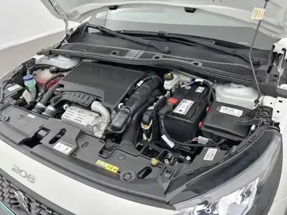 Photo 14 Peugeot 208  PureTech 100 S&S EAT8