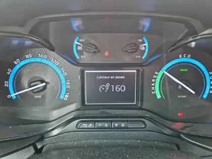 Photo 20 Citroën Berlingo e- Taille M 136 ch 100 kWh Automatique