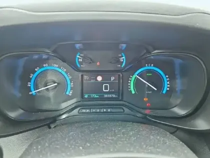 Photo 9 Citroën Berlingo e- Taille M 136 ch 100 kWh Automatique