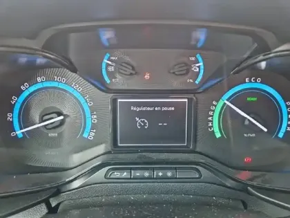 Photo 19 Citroën Berlingo e- Taille M 136 ch 100 kWh Automatique