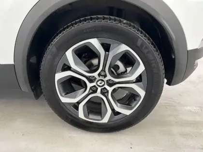 Photo 28 Renault Captur  E-Tech 145 - 21