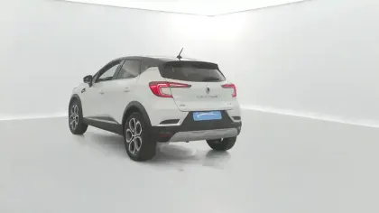 Photo 11 Renault Captur  E-Tech 145 - 21