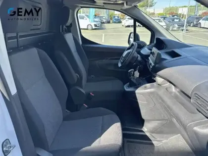 Photo 14 Peugeot Partner  FOURGON STANDARD 650 KG BLUEHDI 75 BVM5