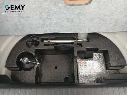 Photo 19 Peugeot 208  Electrique 50 kWh 136ch