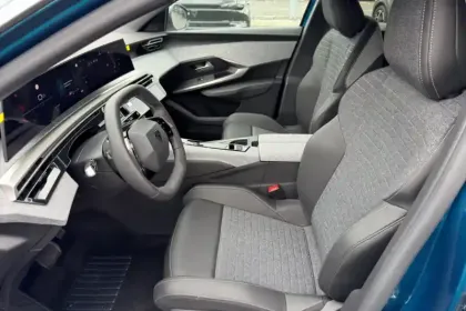 Photo 9 Peugeot 3008  Hybrid 145 e-DCS6