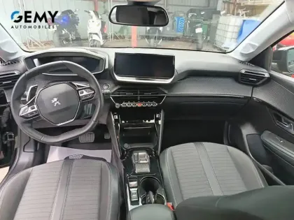 Photo 7 Peugeot 208  PureTech 130 S&S EAT8