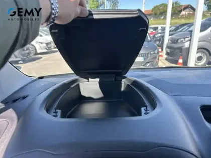 Photo 16 Citroën Berlingo  Taille M BlueHDi 100 S&S BVM6