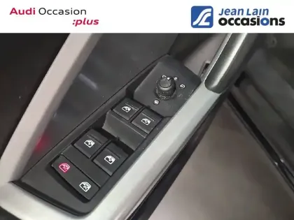 Photo 18 Audi Q3  35 TDI 150 ch S tronic 7