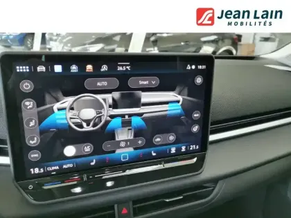 Photo 13 Volkswagen T-roc  1.5 eTSI EVO2 Hybrid 150 ch DSG7