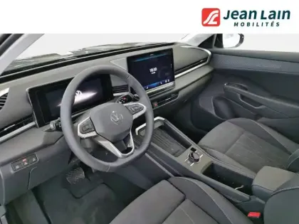 Photo 10 Volkswagen T-roc  1.5 eTSI EVO2 Hybrid 150 ch DSG7