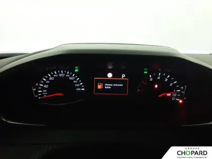 Photo 16 Peugeot 2008  PureTech 130 S&S EAT8