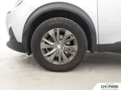 Photo 11 Peugeot 2008  PureTech 130 S&S EAT8