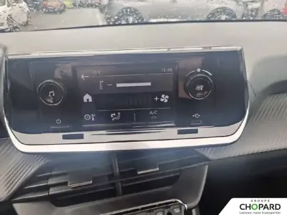 Photo 17 Peugeot 208  PureTech 75 S&S BVM5