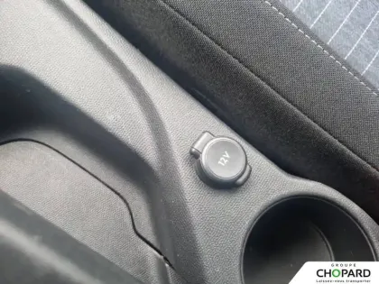 Photo 19 Peugeot 208  PureTech 75 S&S BVM5