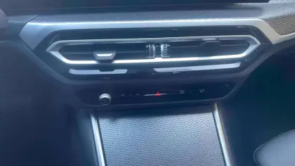 Photo 8 BMW Serie 3 Touring 318i 156 ch BVA8