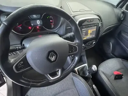 Photo 31 Renault Captur  TCe 90 Energy