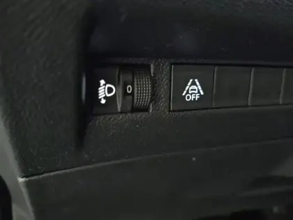Photo 28 Peugeot 2008  PureTech 130 S&S BVM6