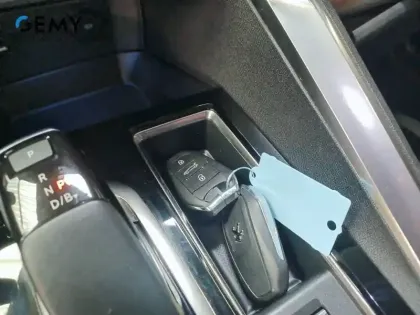 Photo 15 Peugeot 3008  Hybrid 225 e-EAT8