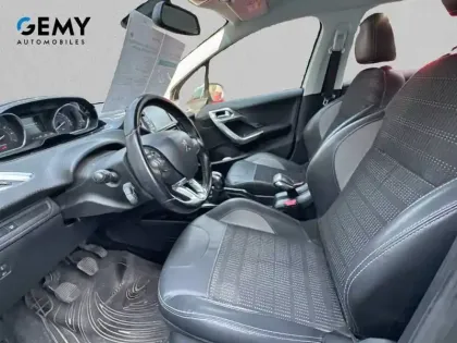 Photo 8 Peugeot 2008  1.2 PureTech 110ch S&S BVM5