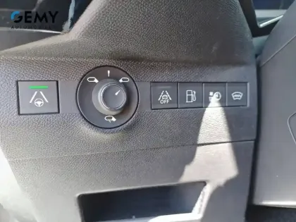 Photo 14 DS DS 7 DS7 Crossback Hybride E-Tense 300 EAT8 4x4