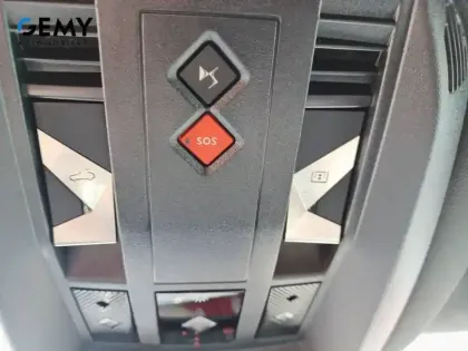 Photo 20 DS DS 7 DS7 Crossback Hybride E-Tense 300 EAT8 4x4