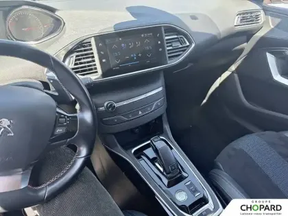 Photo 9 Peugeot 308  PureTech 130ch S&S EAT8